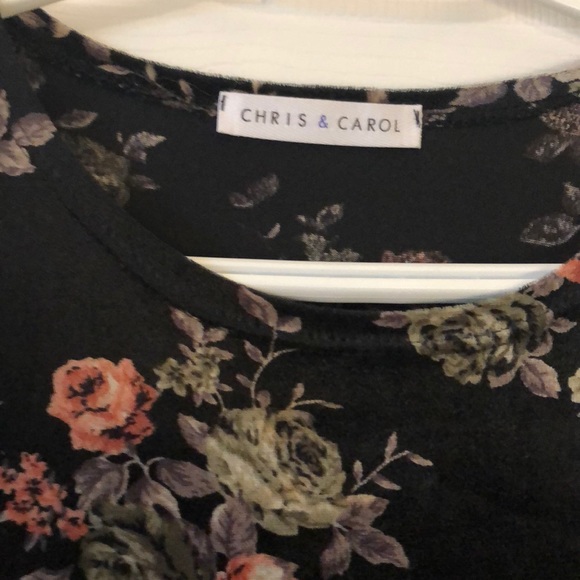 Bell sleeve velvet mini dress - Picture 3 of 4